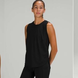 #43 Lululemon High Neck Split Hem Run Tank Black Size 10, 20" P2P
